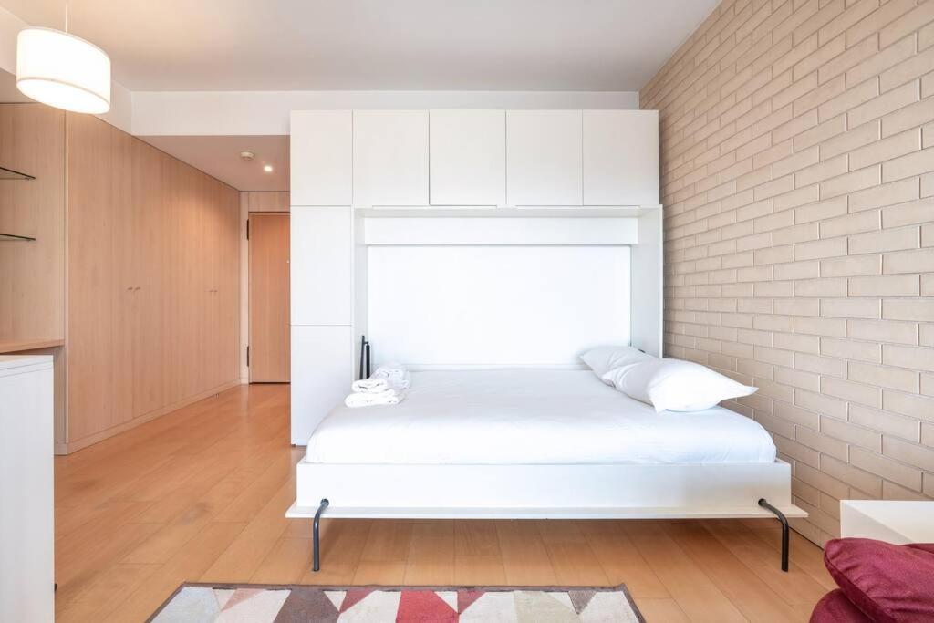 Viva Stadium Residence Studios Порто Екстериор снимка